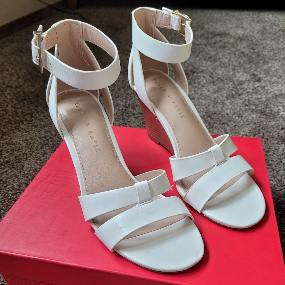 Katie & Kelly Faux Leather Wedge Sandal (White)
